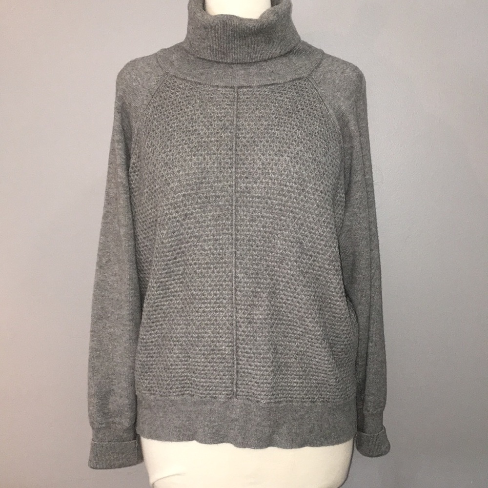 Grey sweater